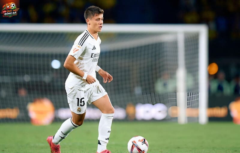 Arda Guler tại Real Madrid là đại diện cho số 10 cổ điển