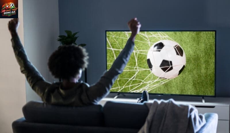 Hãy giữ gìn sức khỏe để theo dõi bóng đá đêm khuya
